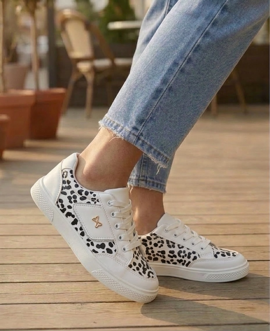 Teniși damă din piele ecologică albă Leopardo