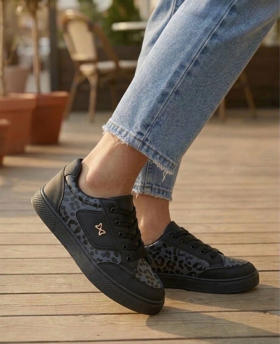 Teniși damă din piele ecologică neagra Leopardo