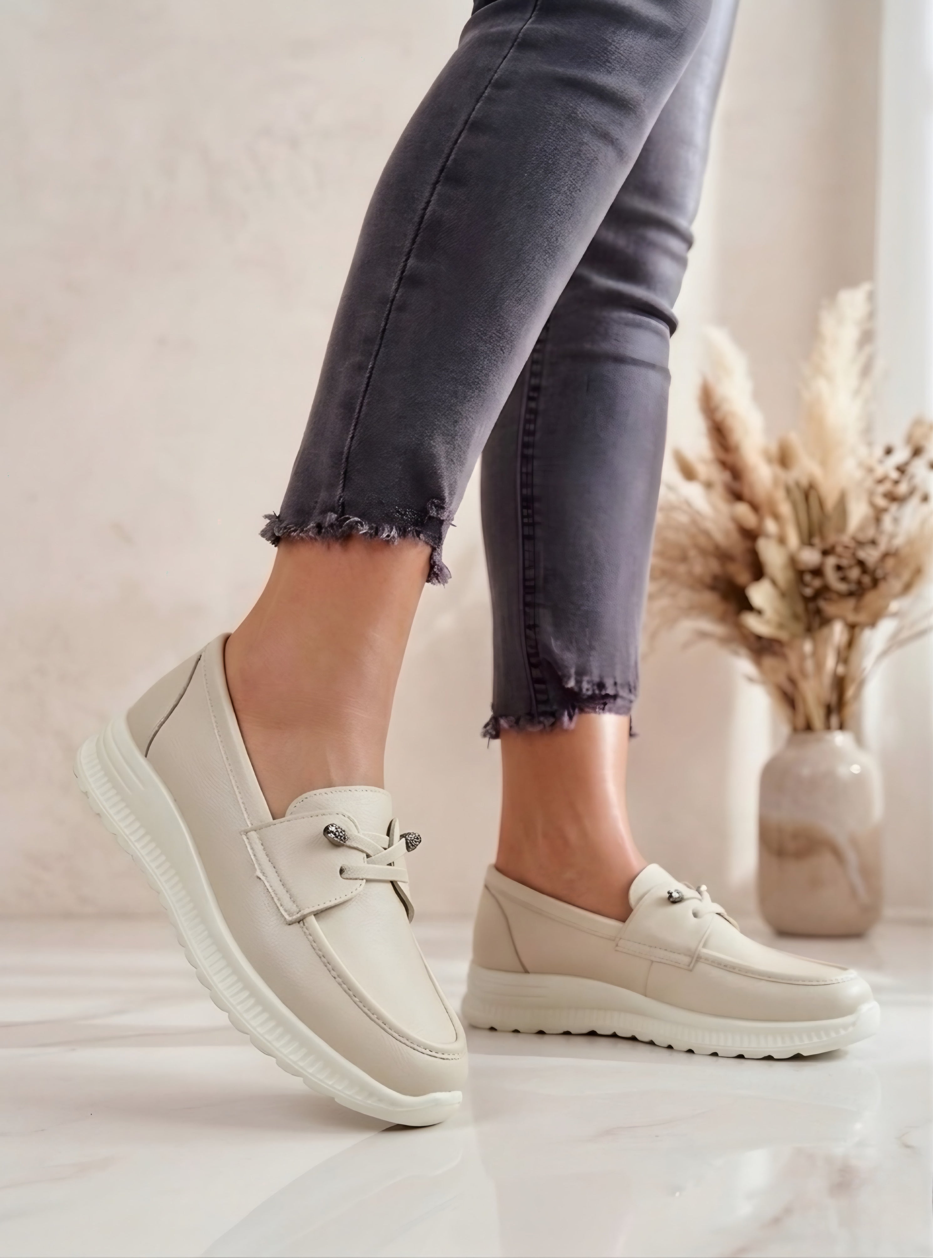 Pantofi Casual Damă Crem cu Talpă Flexibilă FREYA