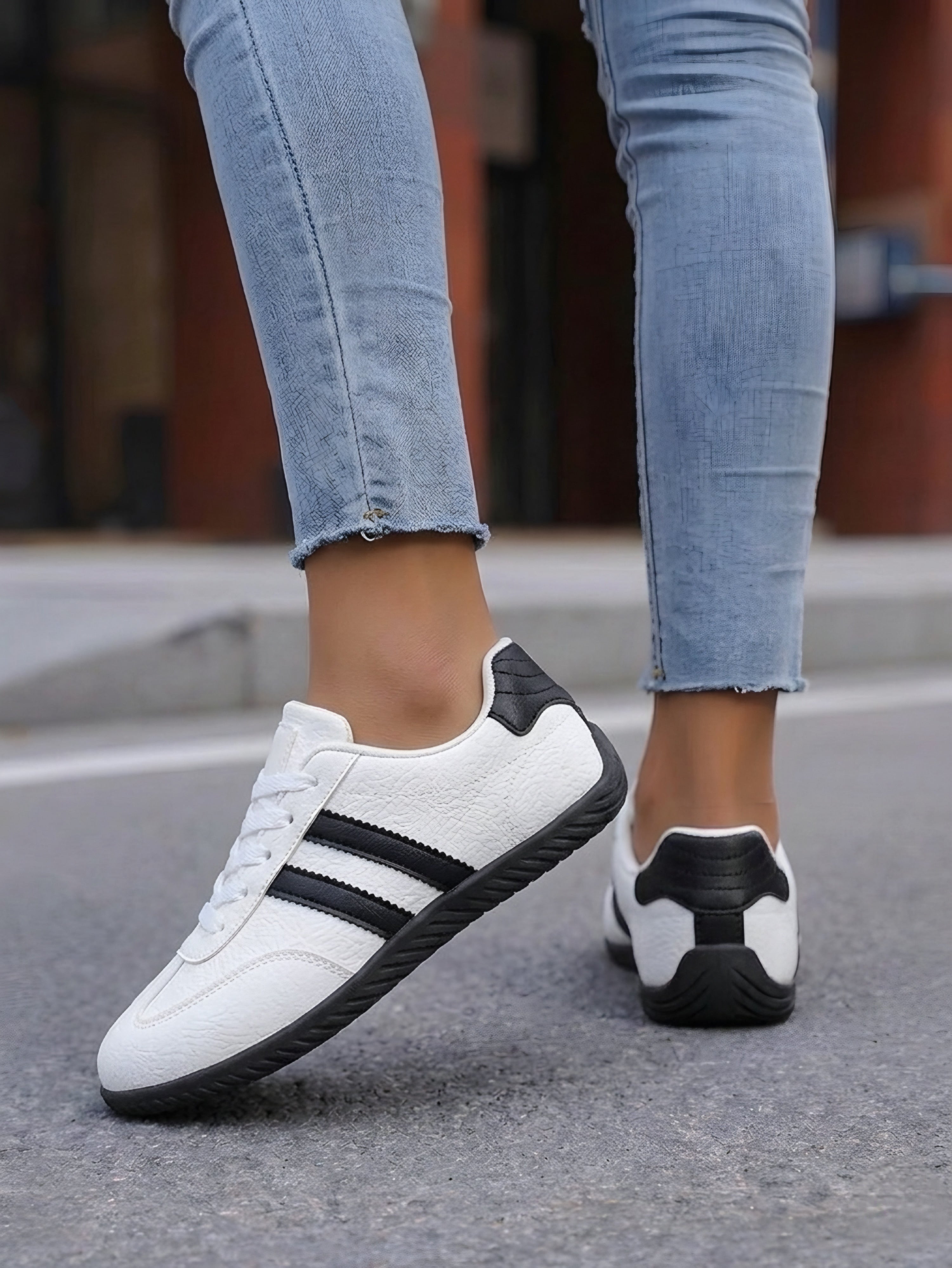 Pantofi sport damă din Piele Ecologica Lora
