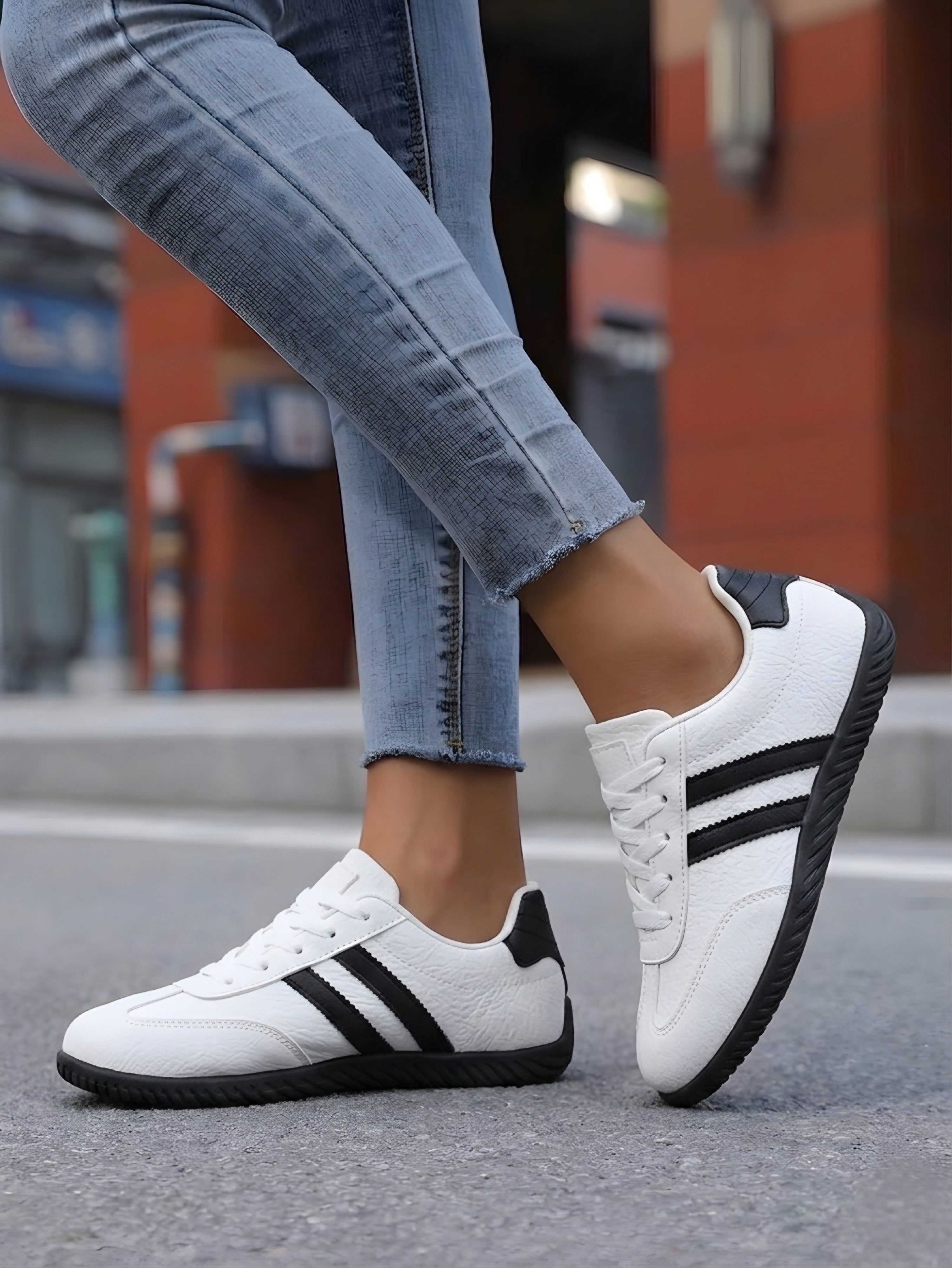 Pantofi sport damă din Piele Ecologica Lora