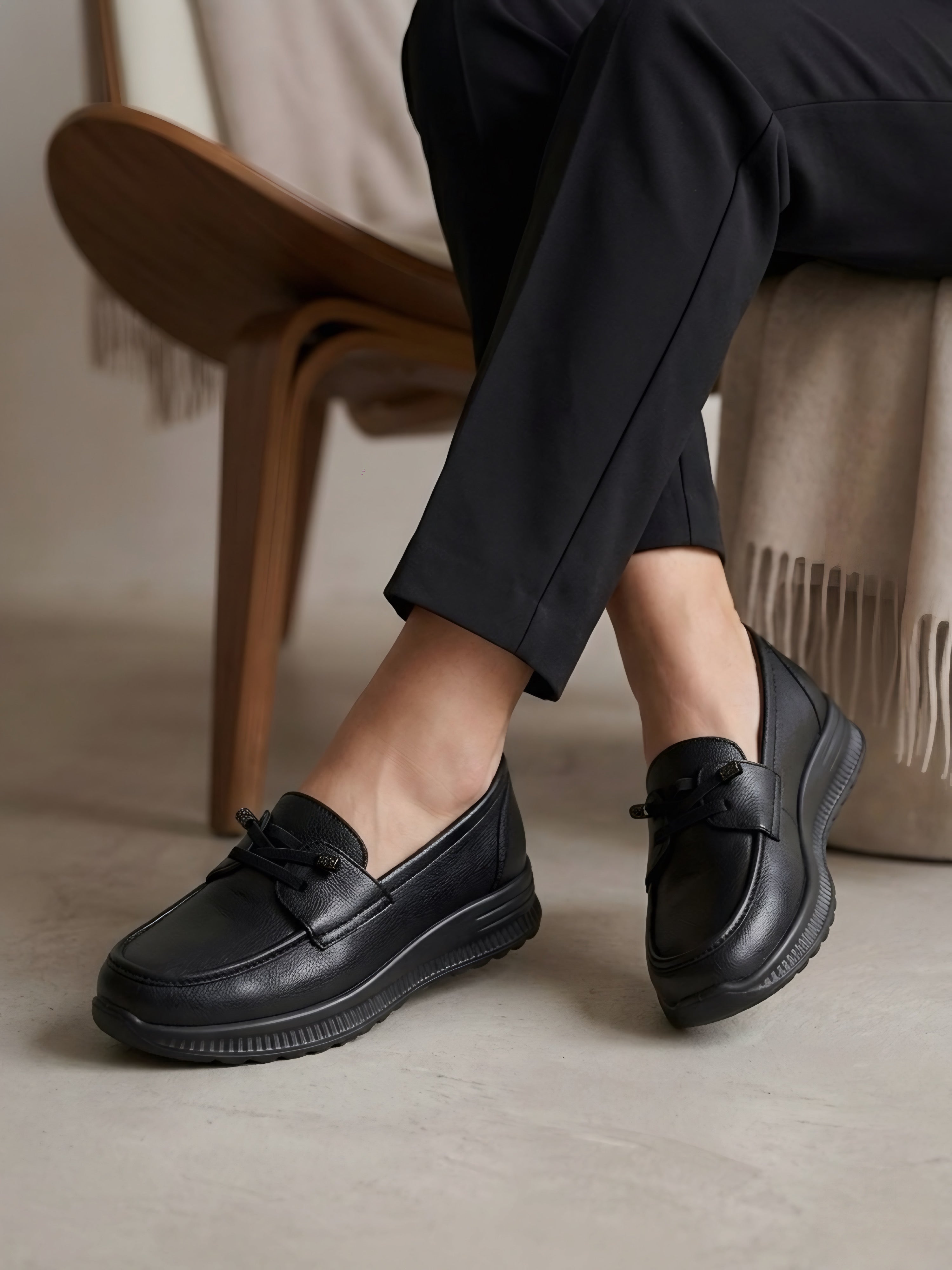 Pantofi Casual Damă Negri cu Talpă Flexibilă FREYA