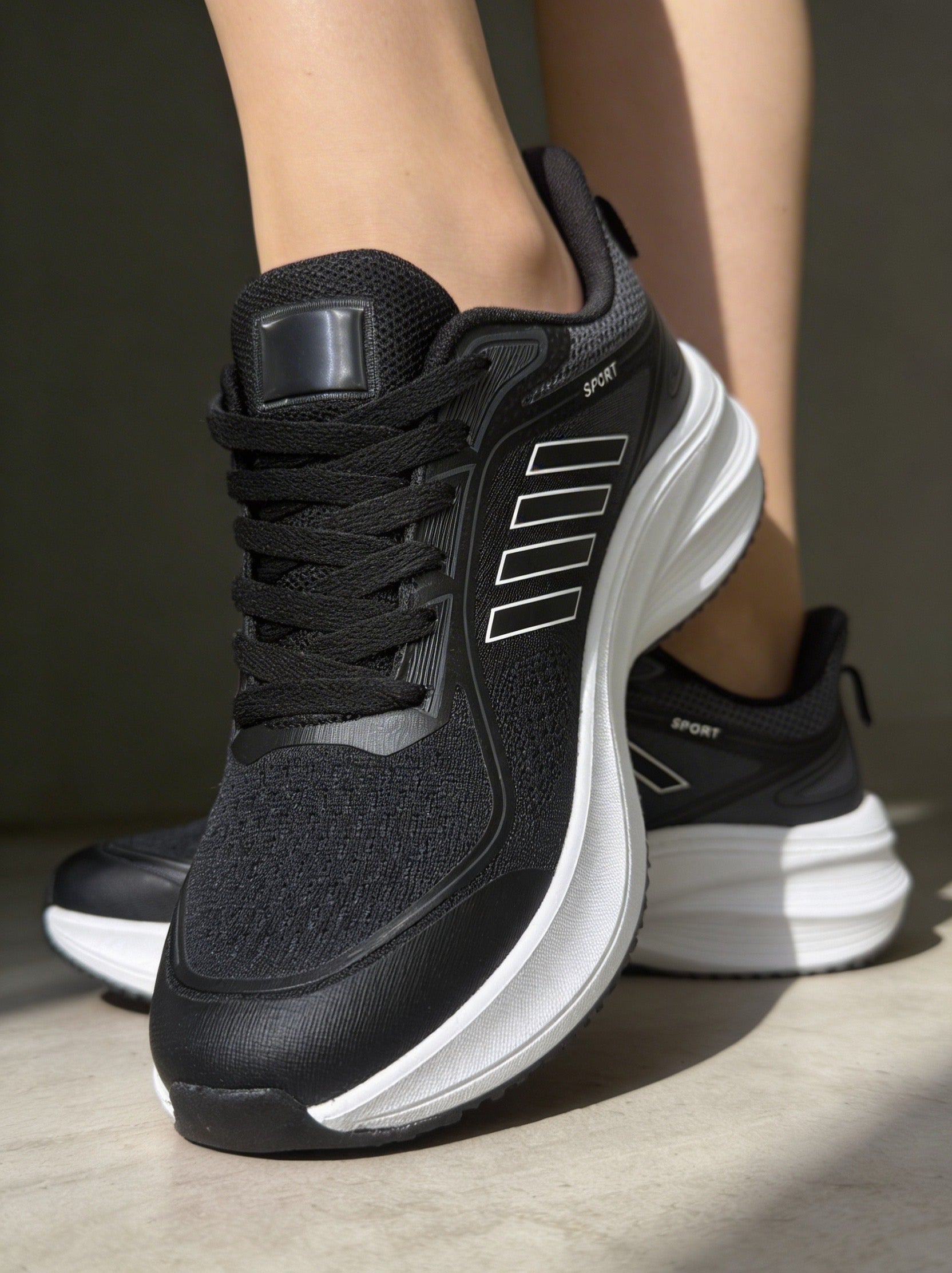 Adidași sport damă negri Mara